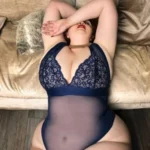 Tražim muškarca koji voli zrelu ženu