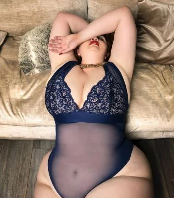 Tražim muškarca koji voli zrelu ženu